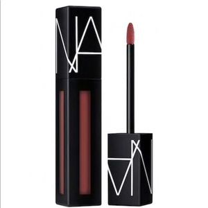 NARS powermatte lip pigment in American woman